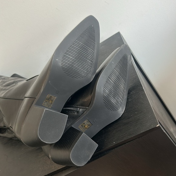 Western Faux Leather Black Tall Cowboy Boots Sz 9.5 - Picture 10 of 16